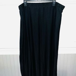 Black maxi shirt with mid side slits 3x